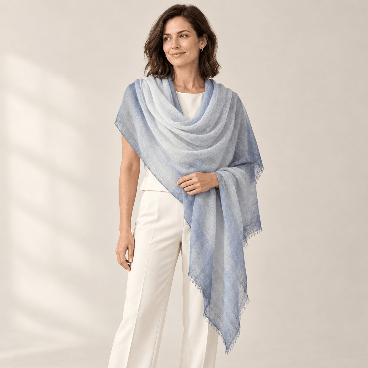Misty Sky Ombré 100% Ultra-Fine Cashmere Scarf Shawl – Lightweight Oversized Wrap for Year-Round Wear